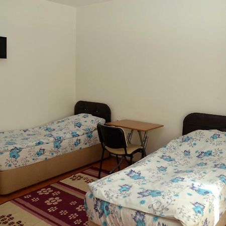 Vatan Yurt Hostel Стамбул Экстерьер фото